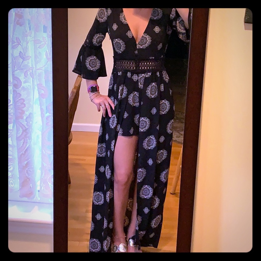 Bohemian Socialite Shorts Maxi Black Romper